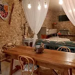 Apartment Antico Leccio Orange