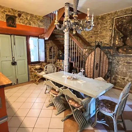 Antico Leccio Orange Apartment